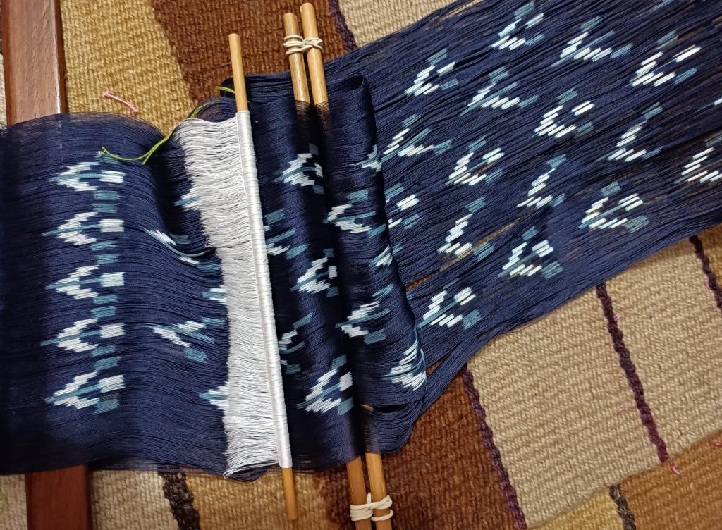ikat-ready-to-weave